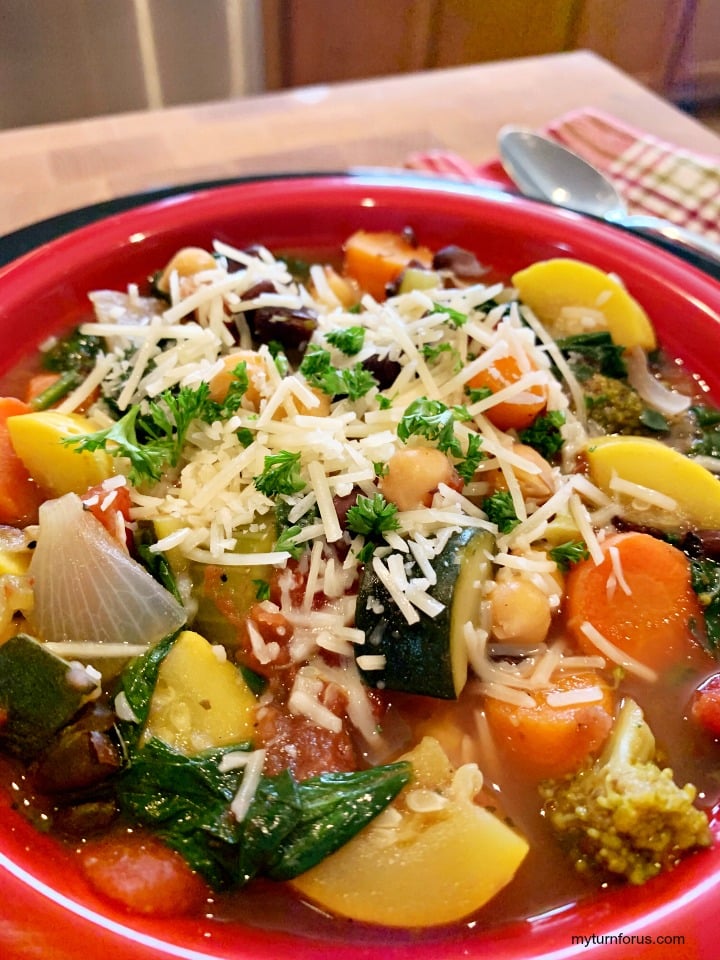 Italian vegetable soup, country vegetable soup recipe