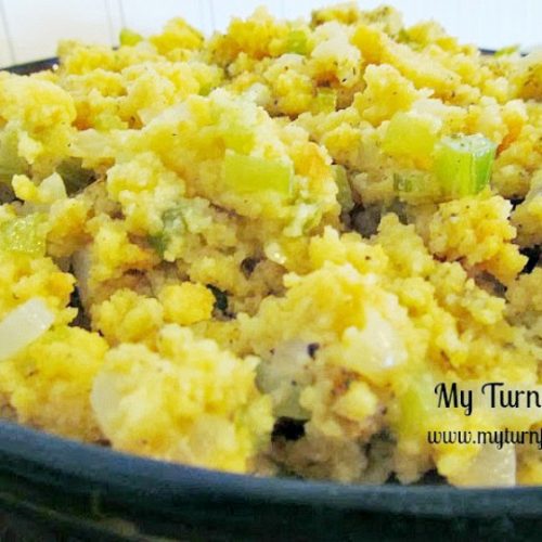 Old Fashioned Cornbread Dressing