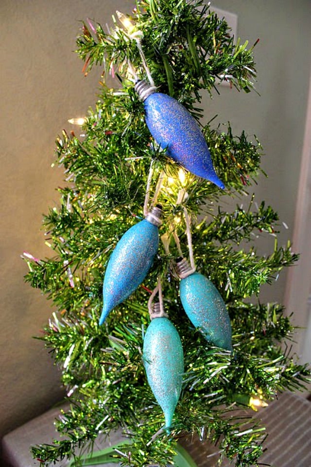Ombre Light Bulb Crafts Ornaments Christmas decorations from recycled materials