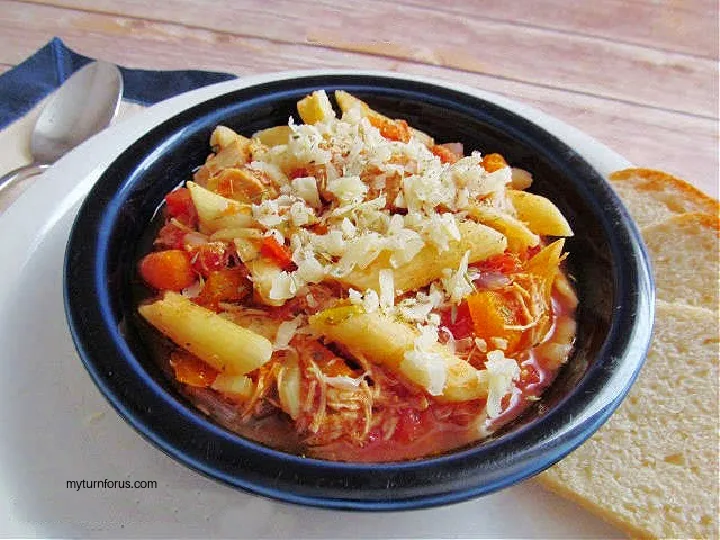 Italian Dinner Soup, chicken stew with pasta