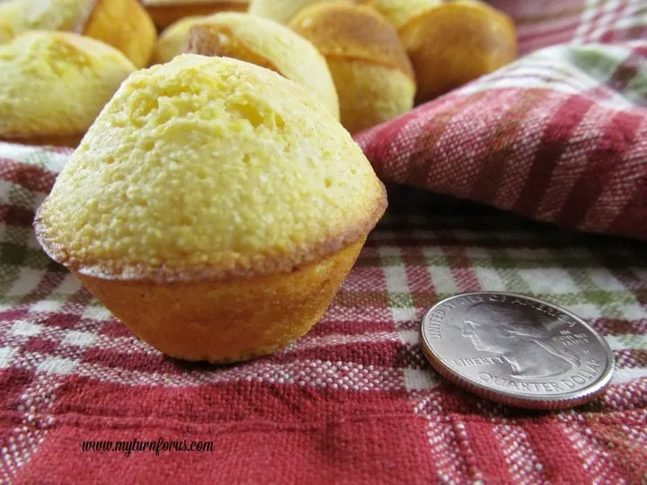 mini cornbread muffins, cornbread mini muffins