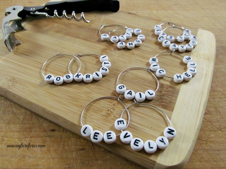 Make rings with names for wine glasses