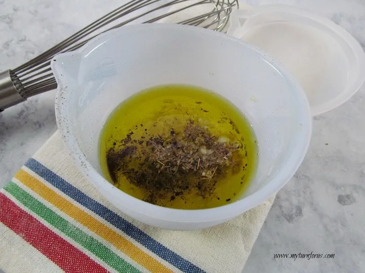 Spinach Salad with Pasta, easy spinach salad dressing