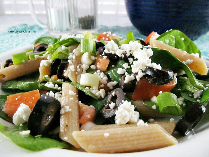 spinach salad dressing, Penne Pasta salad with spinach