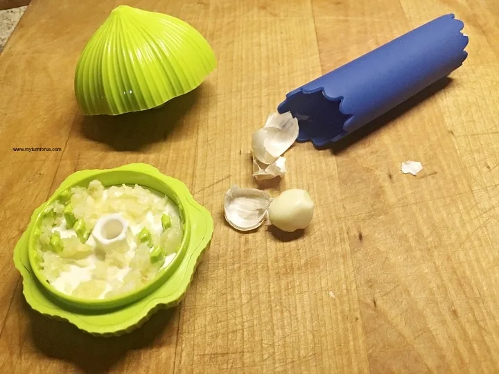 Garlic Chopper and garlic peeler for the garlic homemade Alfredo sauce without heavy cream