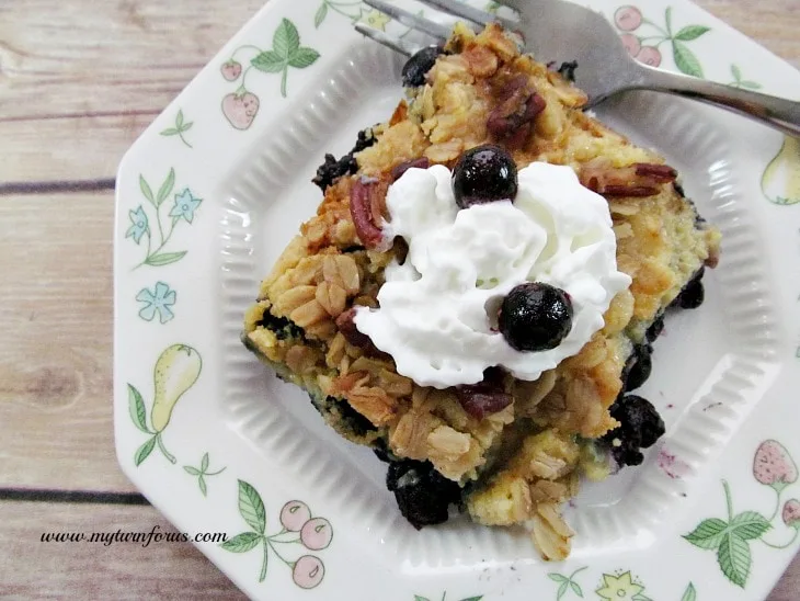 blueberry dump cake cobbler