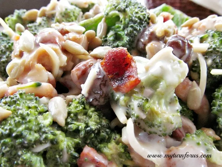 Easy broccoli crunch salad