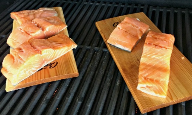 smoking salmon on cedar planks