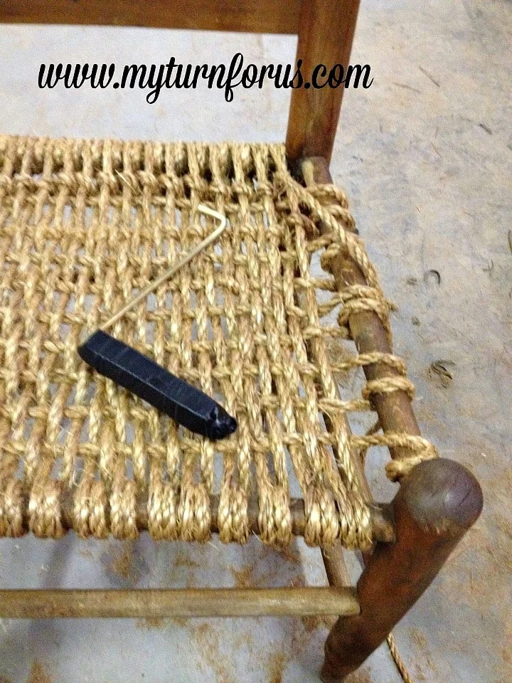 Weaving a hemp seat