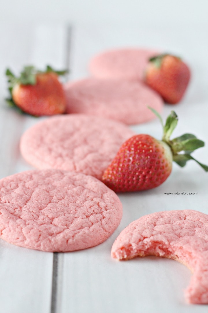 Strawberry Cookies, pink cookies, strawberry cake mix cookies