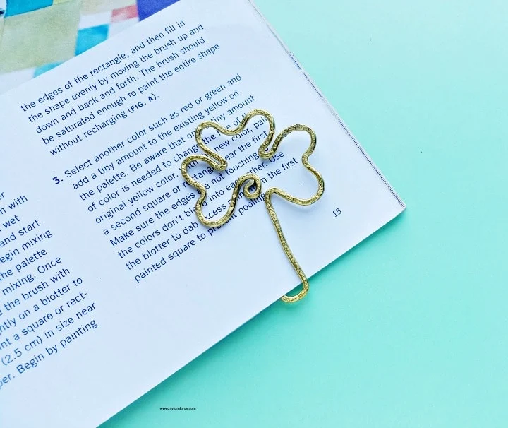 metal bookmarks, reading bookmarks, St Patrick's Day Art, Shamrock Wire Bookmark