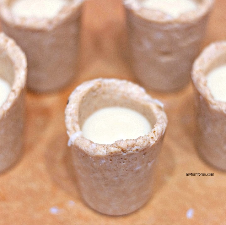 boozy chocolate pudding in cookie shot glasses