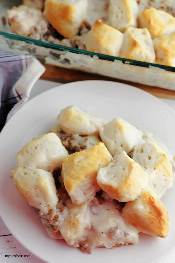 biscuits, sausage and country gravy casserole
