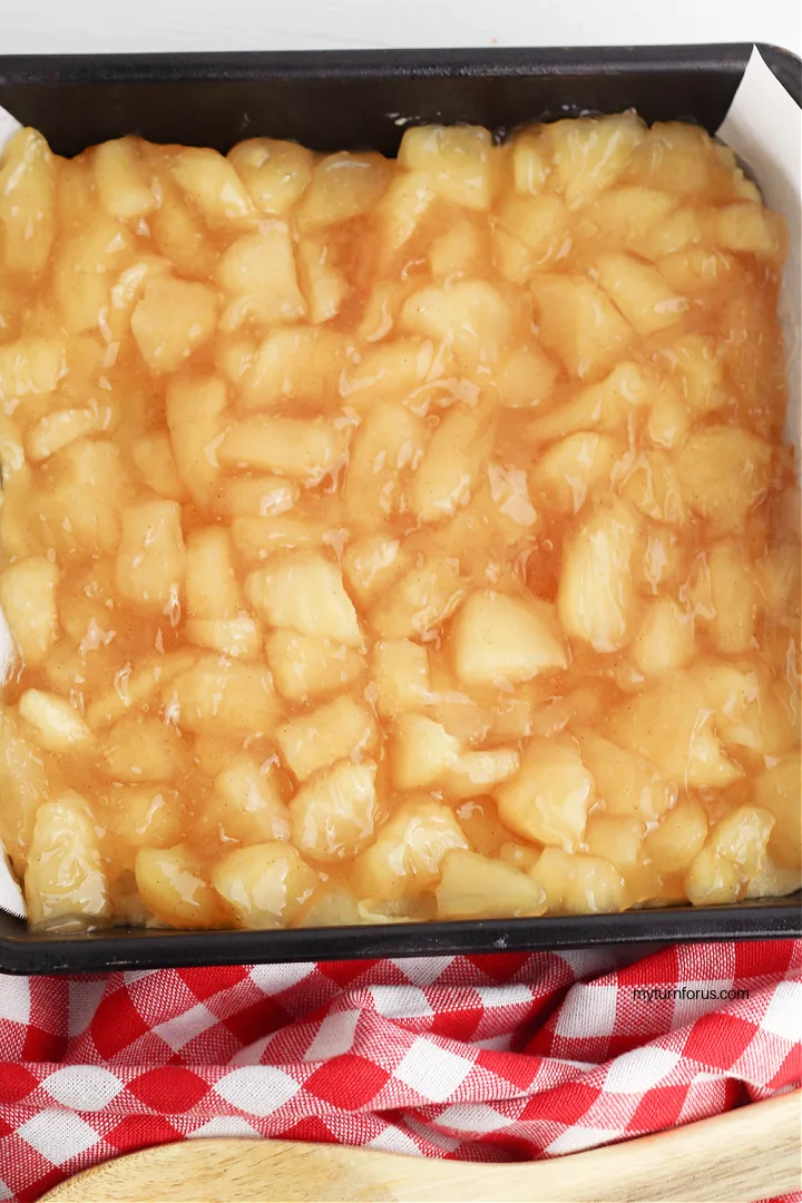 apple bars using canned apple pie filling