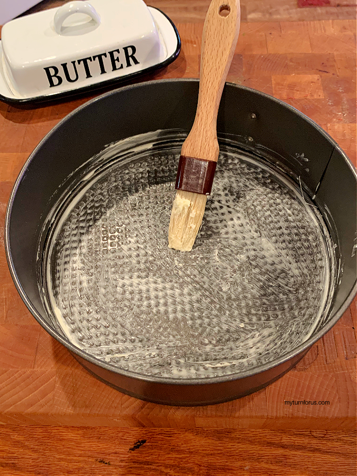 buttering cake pan