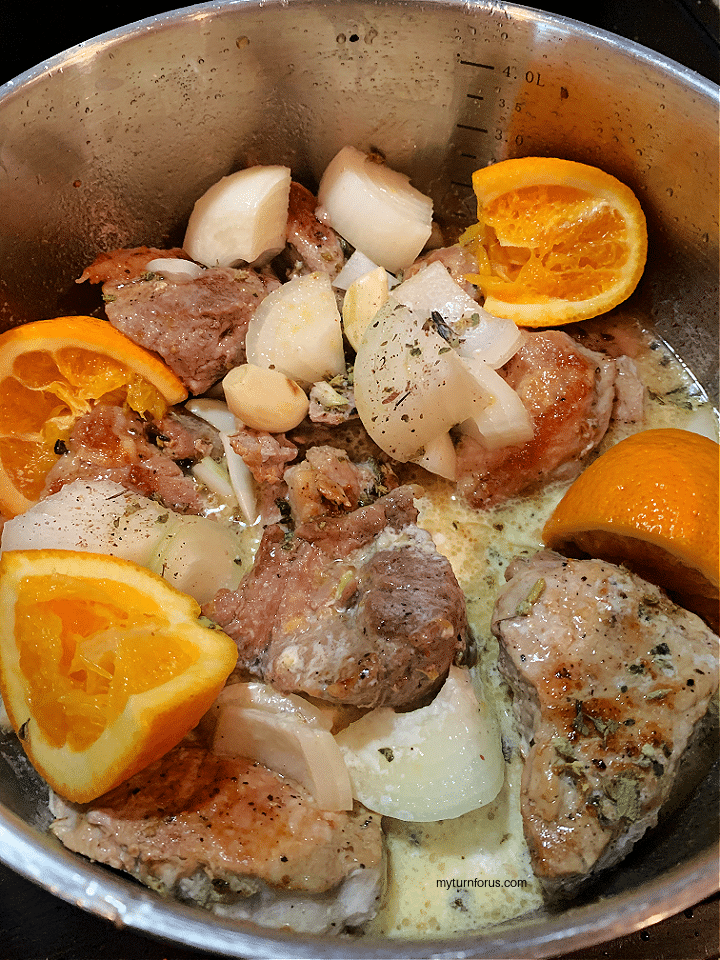 Making dutch oven carnitas