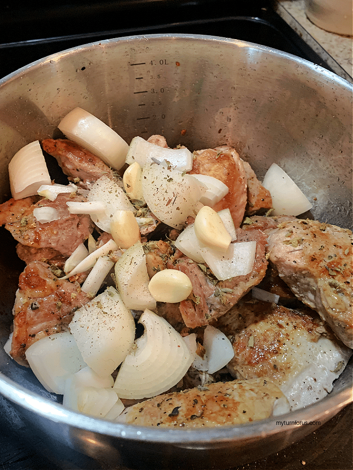 Dutch Oven Carnitas